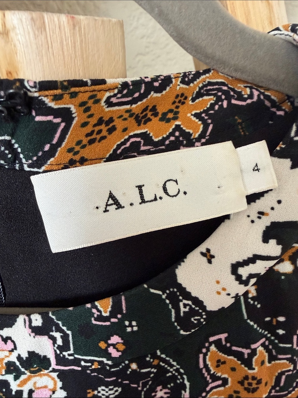 A.L.C. Tordi Floral 100% Silk Mini Dress with pockets - Picture 5 of 6